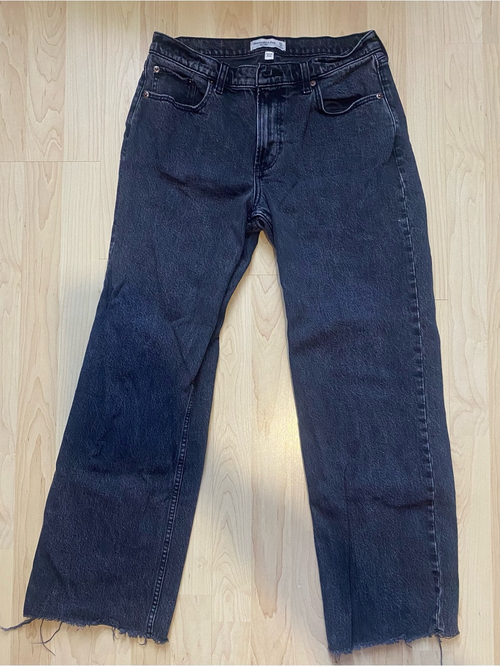 Abercrombie & Fitch Low Rise Baggy Jeans in Washed Black